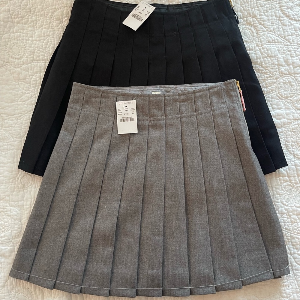 Brand new girls crewcuts pleated skirts , size 10 in black and grey, bundle of 2